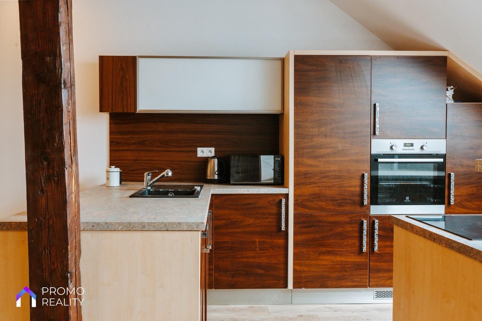 8814d367 f93d 47ae b390 f4f720691269